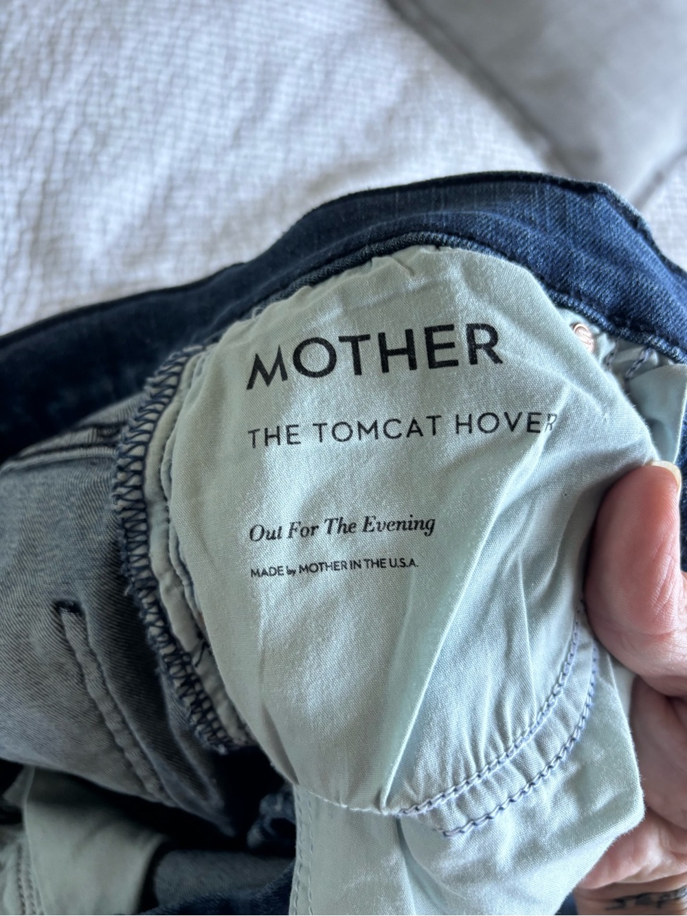 MOTHER Jeans- The Tomcat Hover Size 24 - Picture 4 of 5